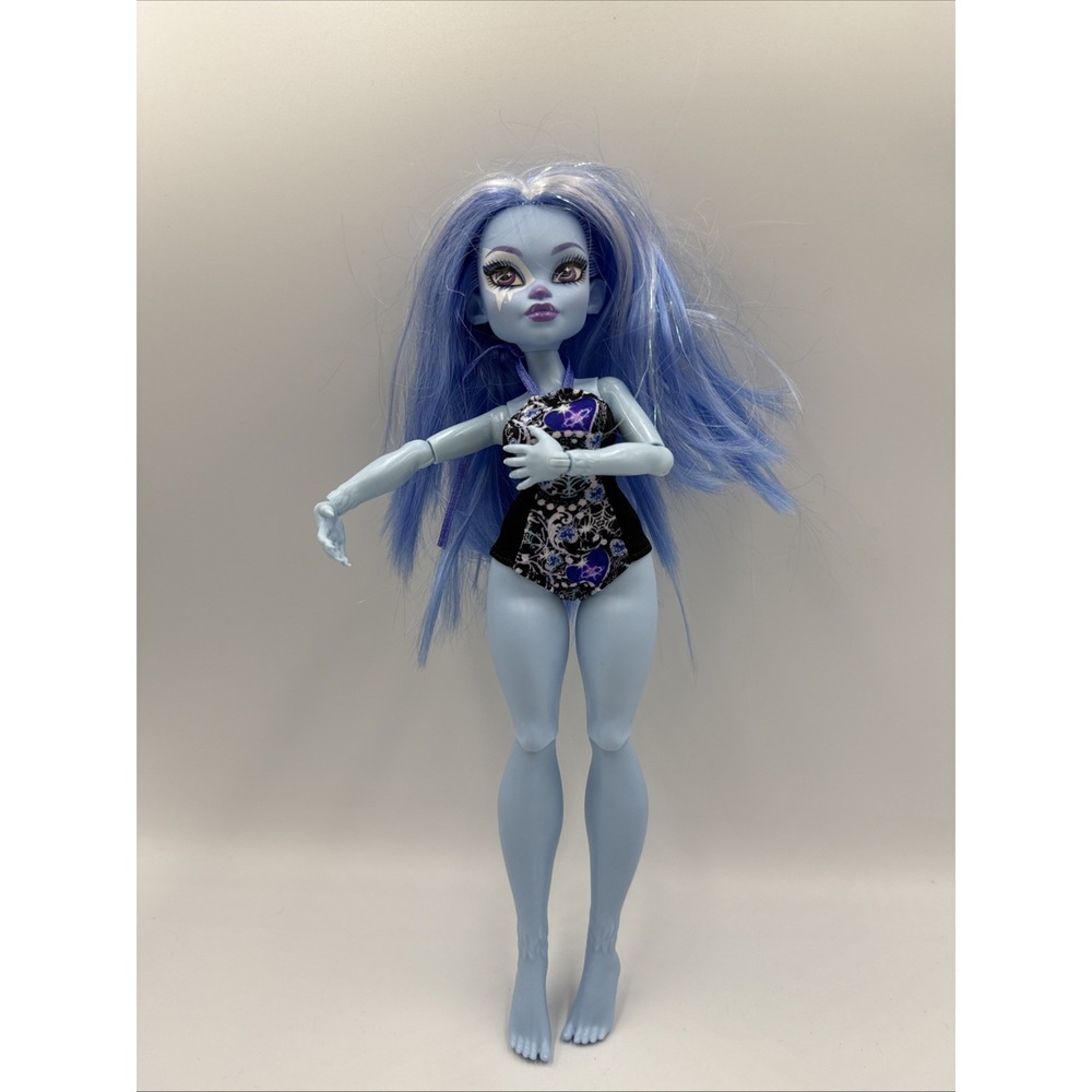 Monster High Skulltimate Secrets Abbey Bominable Incomplete